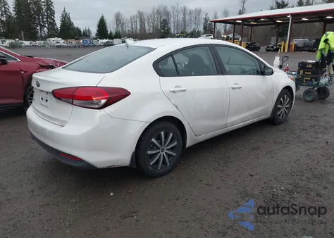 2018 Kia Forte Lx z USA, uszkodzony, nr VIN 3KPFK4A72JE222362
